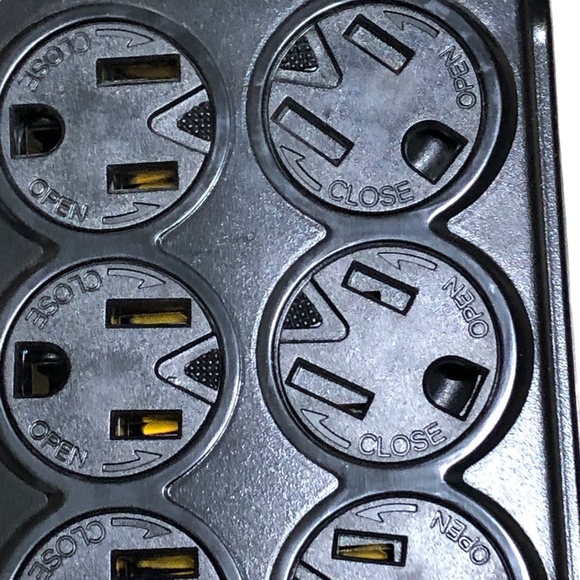 Defiant Power Strip 15 Amp 7-Day Indoor Digital Timer with 8-Outlet - Picture 14 of 15